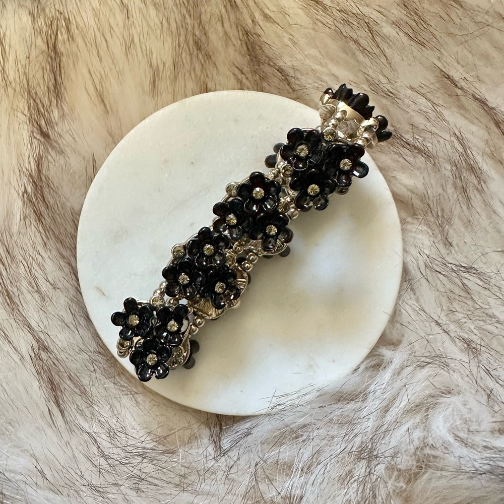 Black/Gold Elastic Floral Bracelet
